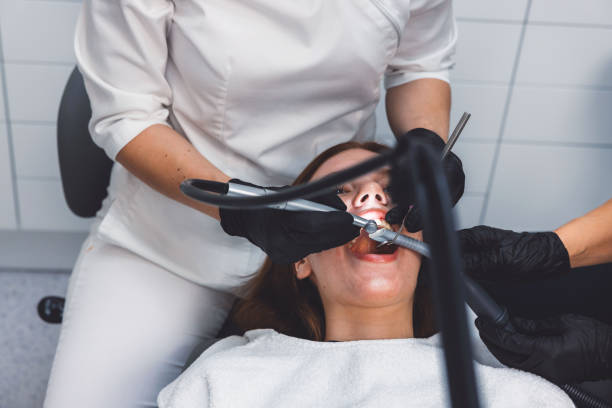 Best Emergency Dental Care for Broken or Chipped Teeth in Fredonia, WI